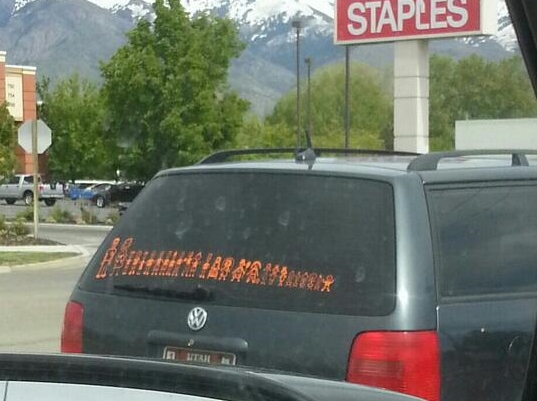 Utah too big family - BnvLS6RIMAAl8xY